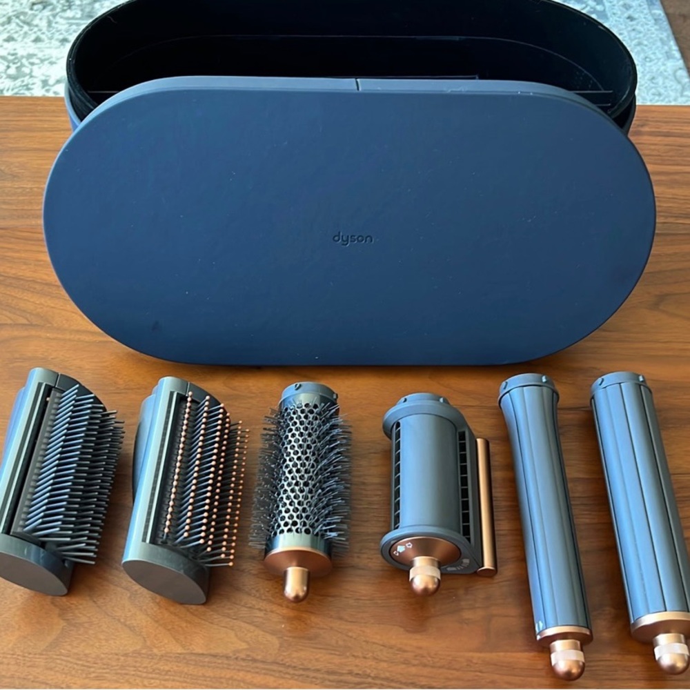 Dyson Airwrap Long attachments